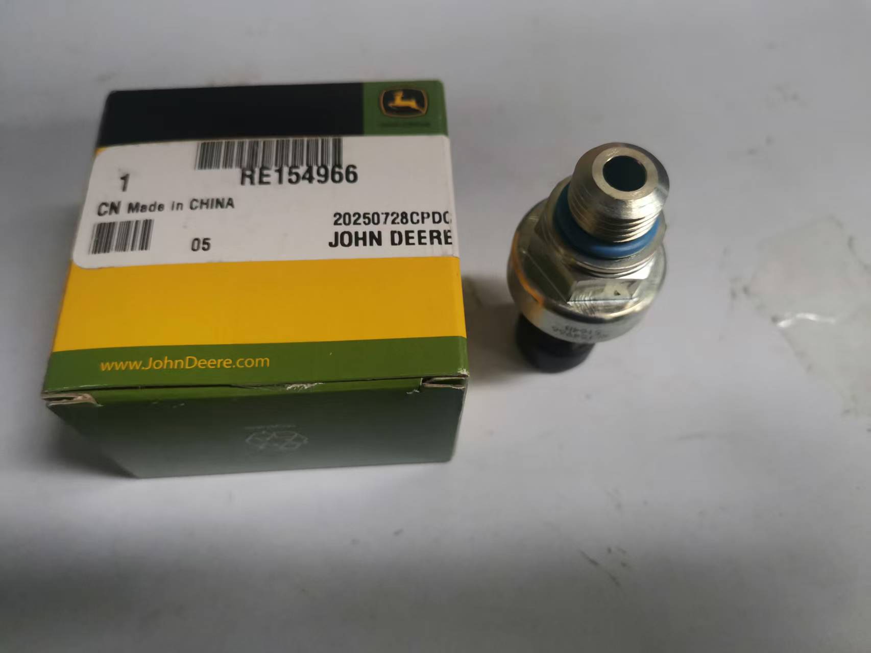 約翰迪爾發(fā)動(dòng)機(jī)壓力傳感器RE154966